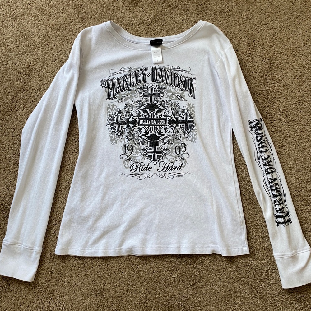 Medium in good condition white Harley Davidson long sleeve